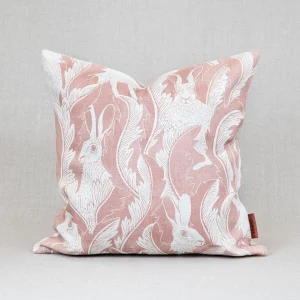 "HARES IN HIDING" LINNE ROSA Kuddfodral - 50x50